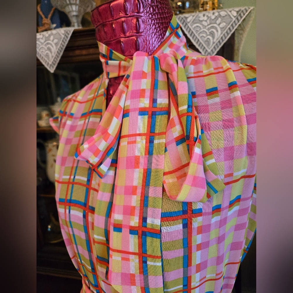 Pink & Green Plaid Blouse And Skirt - Picture 4 of 10